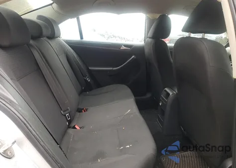 2015 Volkswagen Jetta Base from USA, damaged, VIN 3VW2K7AJ1FM294336